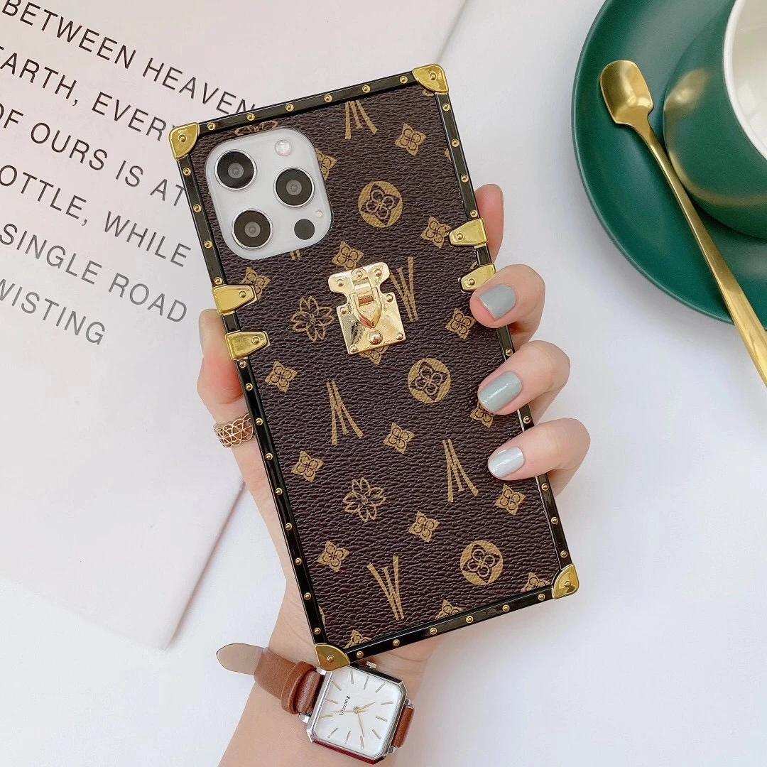 Luxury Bags Quotes - Custodia per telefono in pelle quadrata