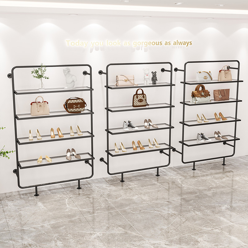 Espositore per borse da negozi - Luxury Bags In Store recensione e prezzo