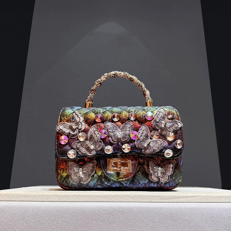 2025 Borsa a mano da donna con - Luxury Bags Trend 2025 recensione e prezzo