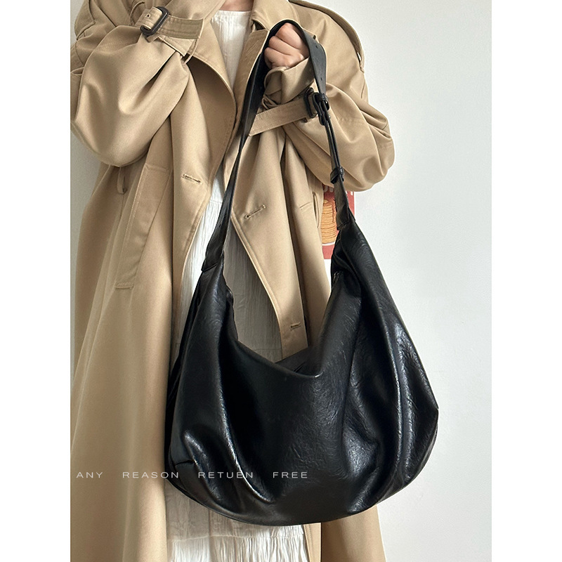 CGCBAG 2025 Borsa tote di desi - Luxury Bags Trend 2025 recensione e prezzo